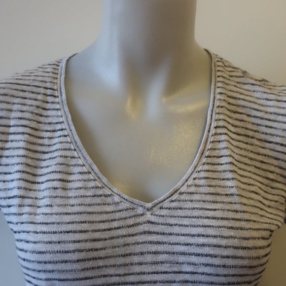 RAG & BONE WHITE/BLACK STRIPED V-NECK T-SHIRT XS - Picture 4 of 7